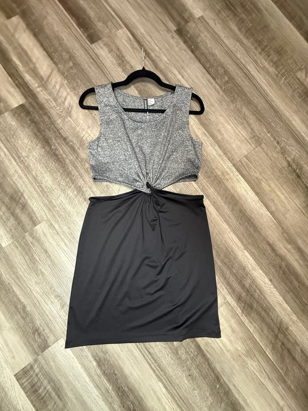 H&M Divided Cutout Mini Dress M Gray Black Twist Front Sleeveless Y2K